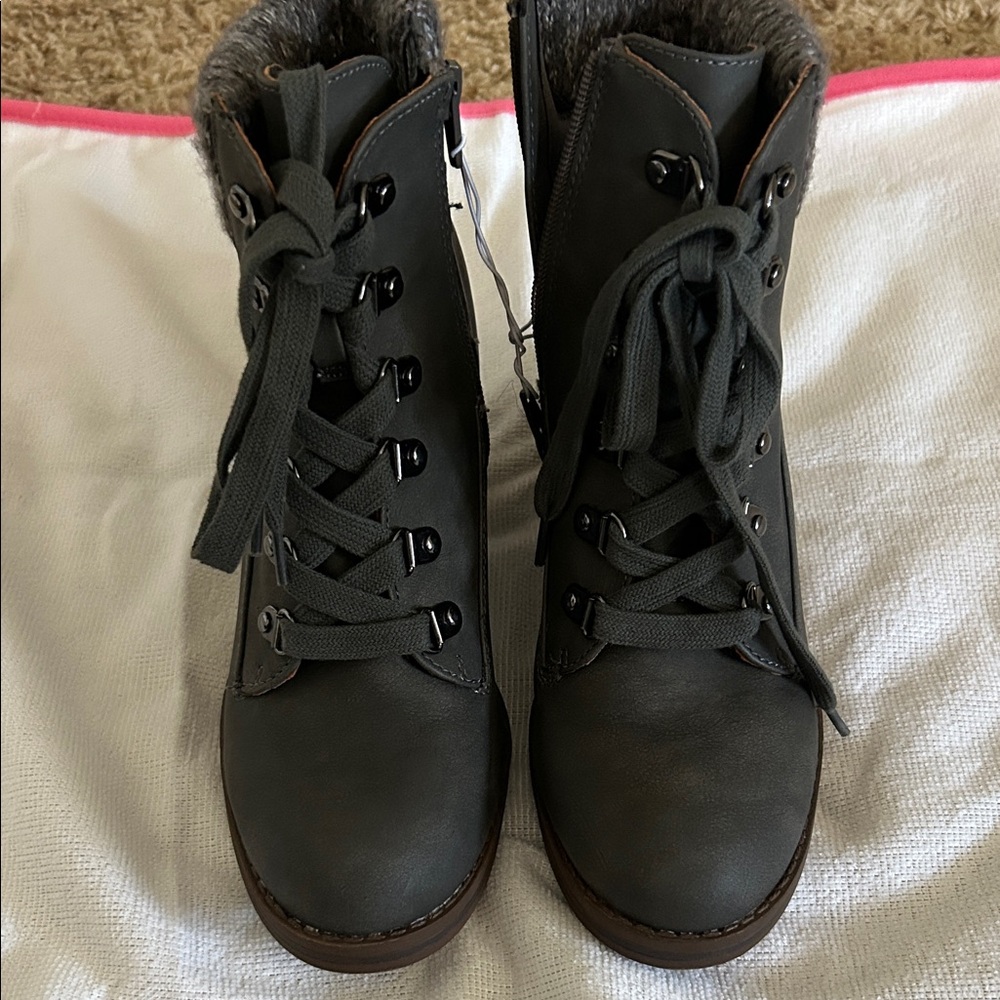 SM New York Charcoal Lace Up Boots - Picture 2 of 8